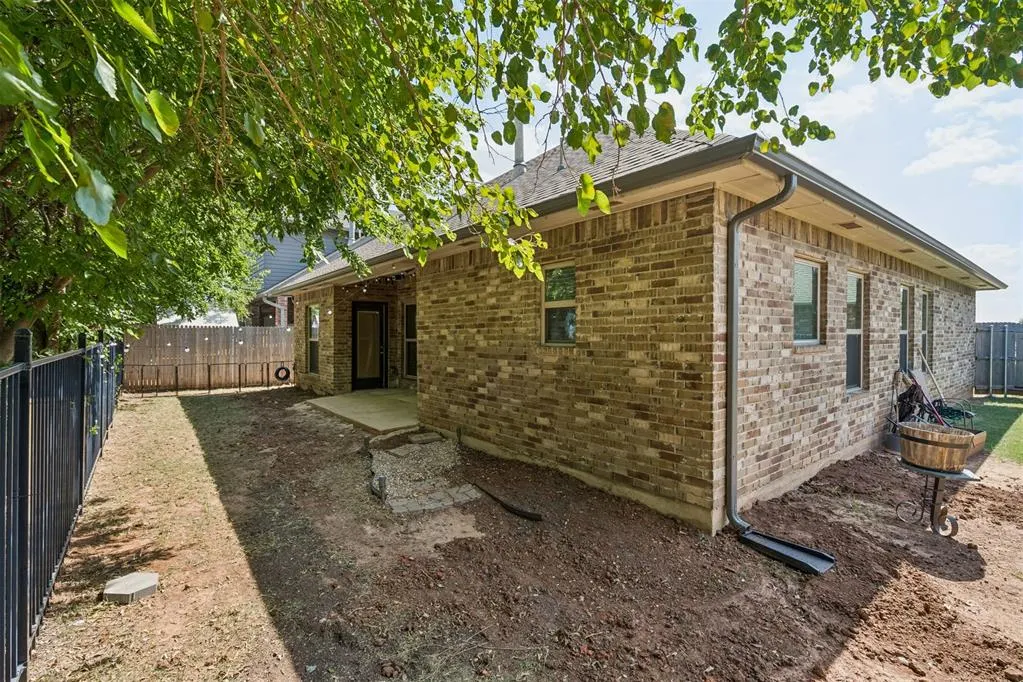 Photo 46 — 13716 Paddington Avenue, Oklahoma City, OK 73142