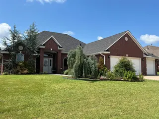 Sold home at 1309 Cambridge Drive