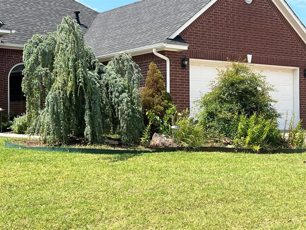 Photo 4 — 1309 Cambridge Drive, Shawnee, OK 74804