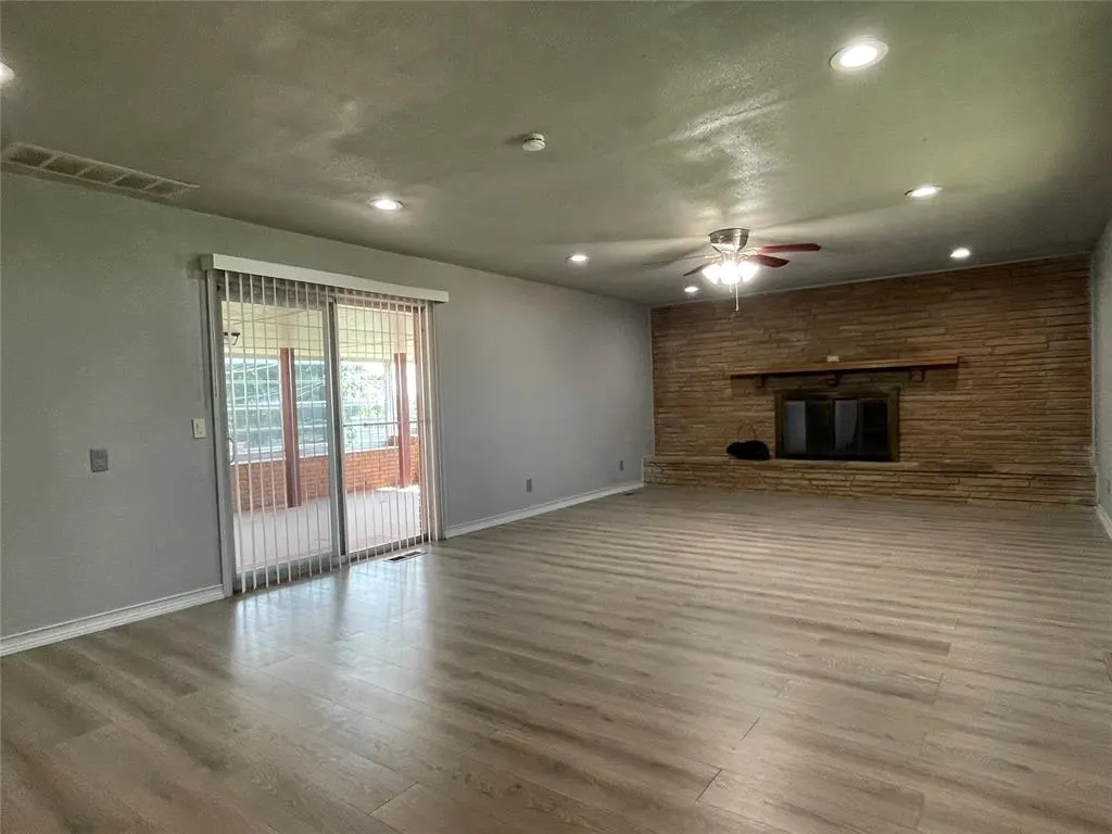 Photo 15 — 5913 Crestview Drive, Oklahoma City, OK 73105