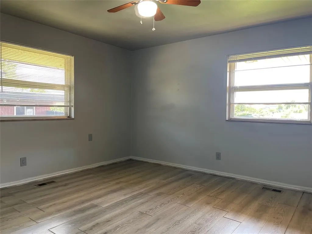 Photo 33 — 5913 Crestview Drive, Oklahoma City, OK 73105