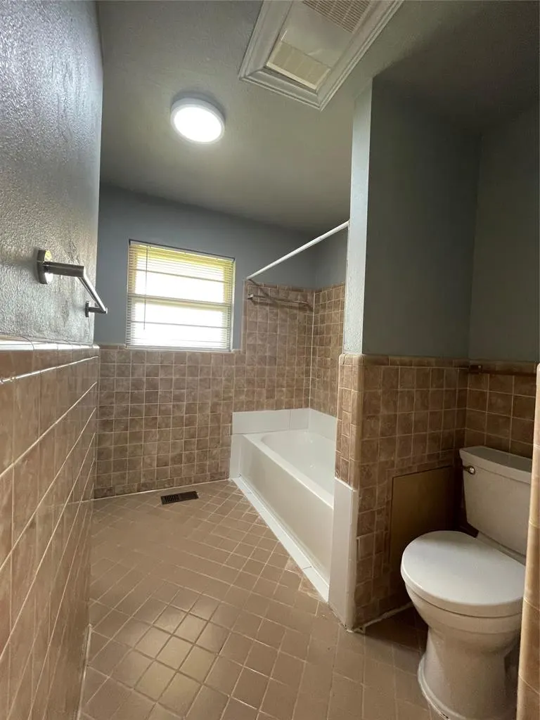 Photo 40 — 5913 Crestview Drive, Oklahoma City, OK 73105