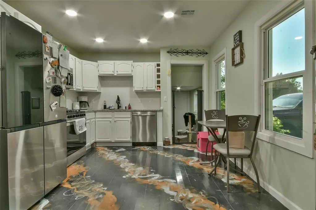Photo 8 — 108 E Dale Street, Norman, OK 73069
