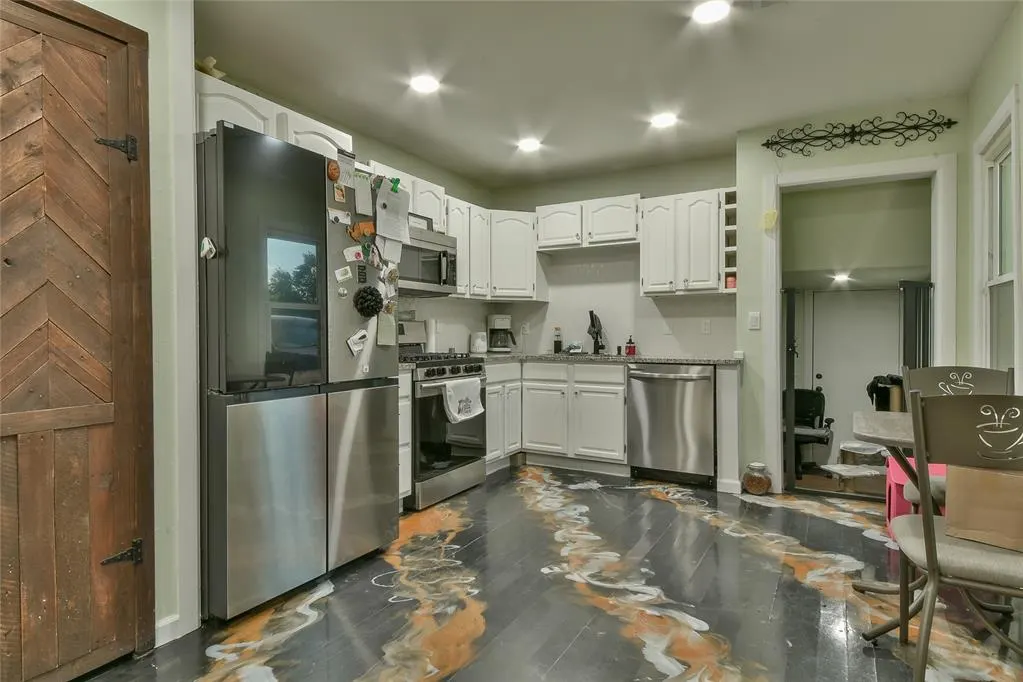 Photo 9 — 108 E Dale Street, Norman, OK 73069