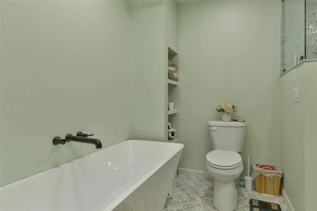 Photo 15 — 108 E Dale Street, Norman, OK 73069