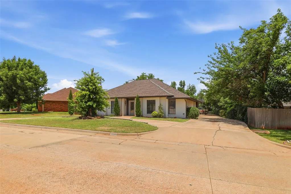 Photo 40 — 3805 Spyglass Road, Oklahoma City, OK 73120