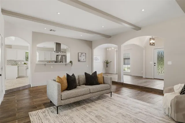 Photo 7 — 3805 Spyglass Road, Oklahoma City, OK 73120