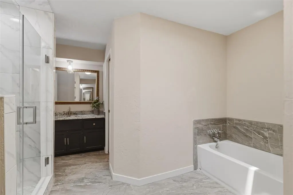 Photo 21 — 3805 Spyglass Road, Oklahoma City, OK 73120