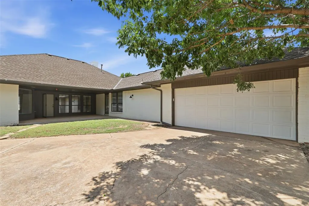 Photo 34 — 3805 Spyglass Road, Oklahoma City, OK 73120