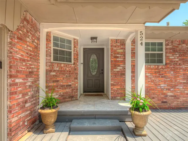 Photo 5 — 524 S Lewis Lane, Mustang, OK 73064