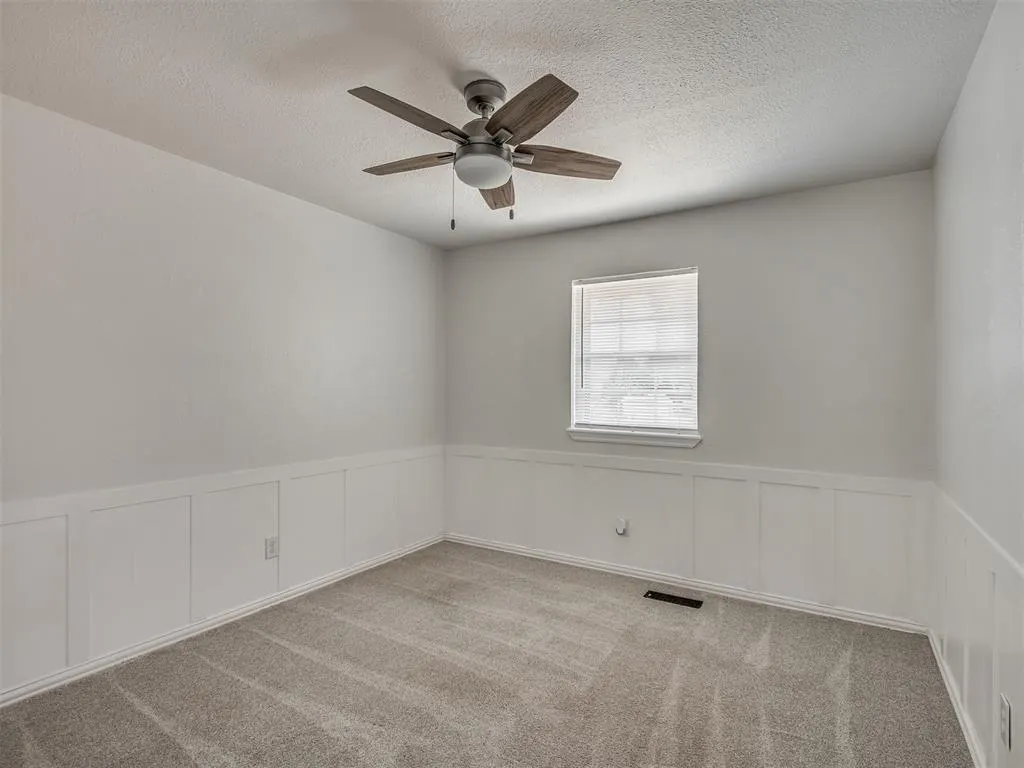 Photo 29 — 524 S Lewis Lane, Mustang, OK 73064