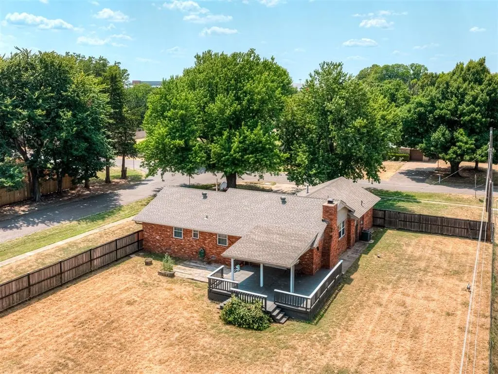 Photo 38 — 524 S Lewis Lane, Mustang, OK 73064