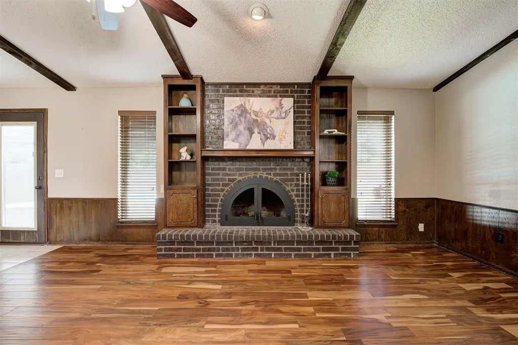 Photo 11 — 733 N Robinson Avenue, Moore, OK 73170