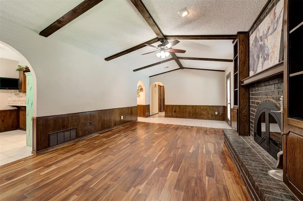 Photo 12 — 733 N Robinson Avenue, Moore, OK 73170
