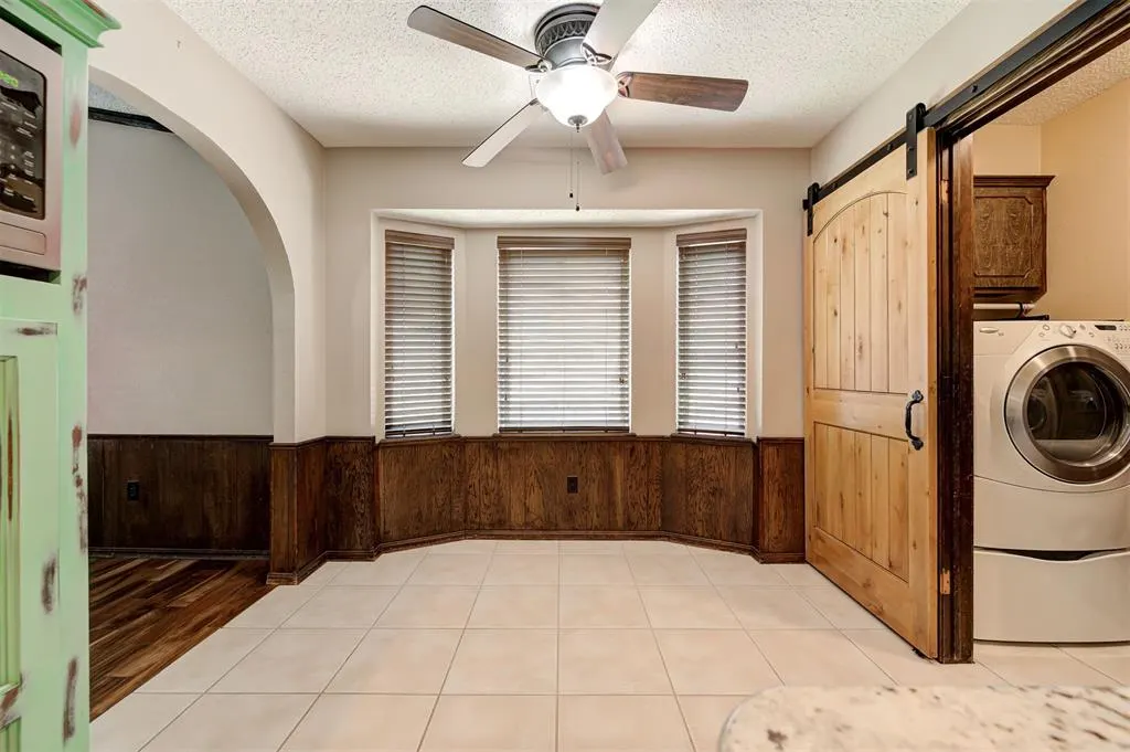 Photo 14 — 733 N Robinson Avenue, Moore, OK 73170