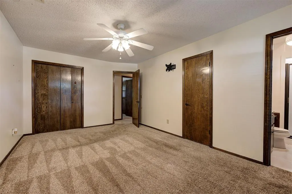Photo 23 — 733 N Robinson Avenue, Moore, OK 73170