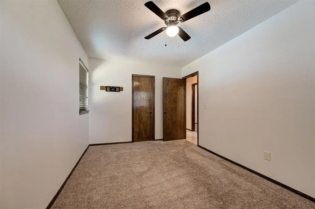 Photo 28 — 733 N Robinson Avenue, Moore, OK 73170