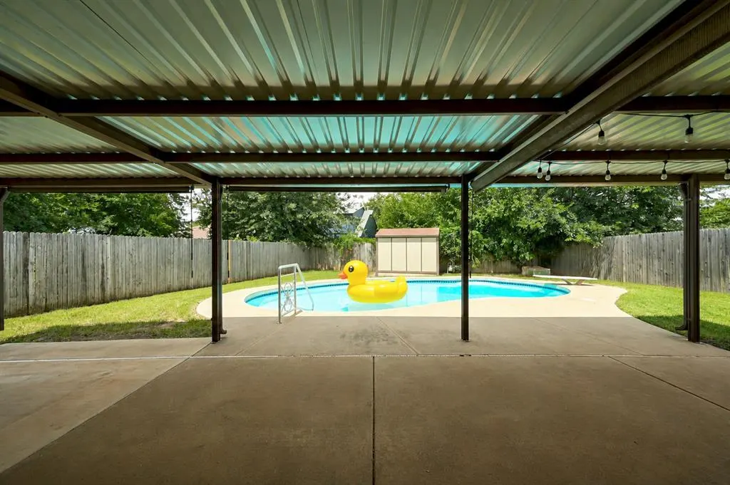 Photo 33 — 733 N Robinson Avenue, Moore, OK 73170