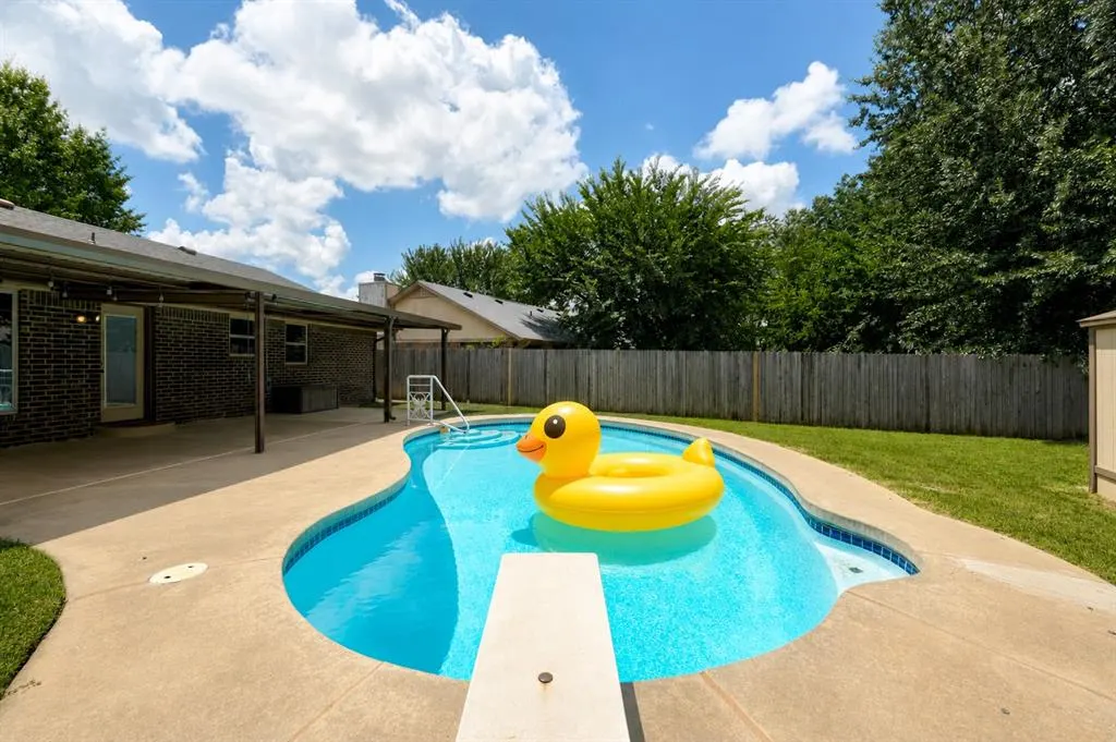 Photo 36 — 733 N Robinson Avenue, Moore, OK 73170