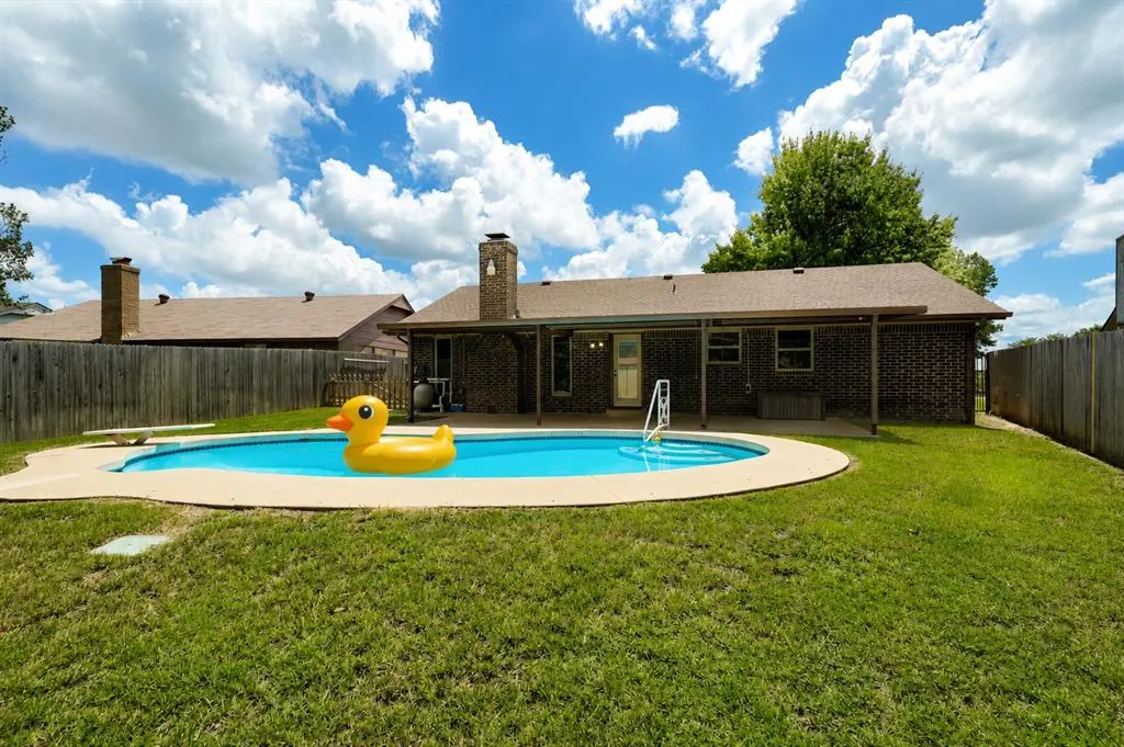 Photo 38 — 733 N Robinson Avenue, Moore, OK 73170
