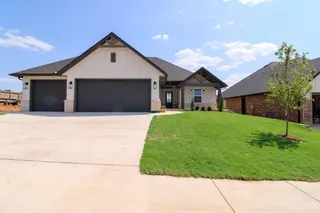 Sold home at 9308 SW 38th Street