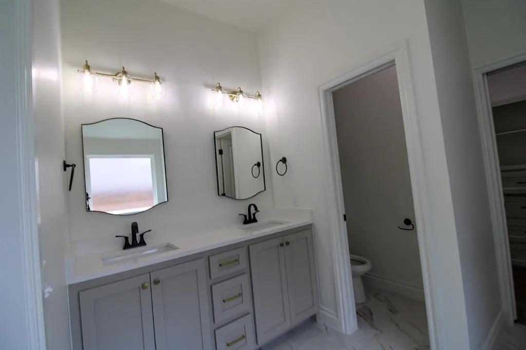 Photo 17 — 9308 SW 38th Street, Oklahoma City, OK 73179