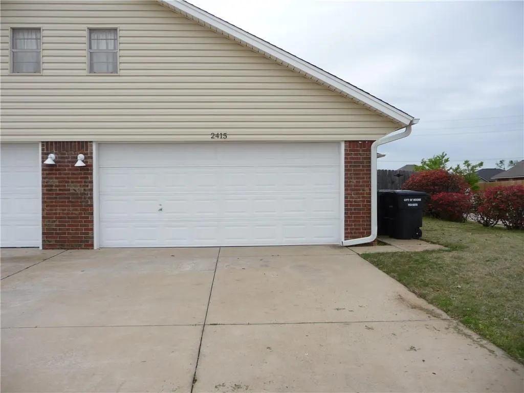 Front exterior — 2415 N Truitt Street 2415, Moore, OK 73160