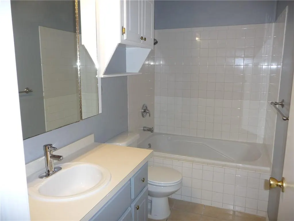Photo 6 — 2415 N Truitt Street 2415, Moore, OK 73160