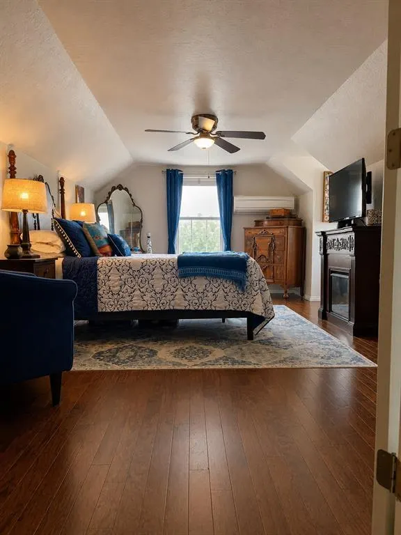 Photo 12 — 1105 Belford Avenue, Oklahoma City, OK 73116