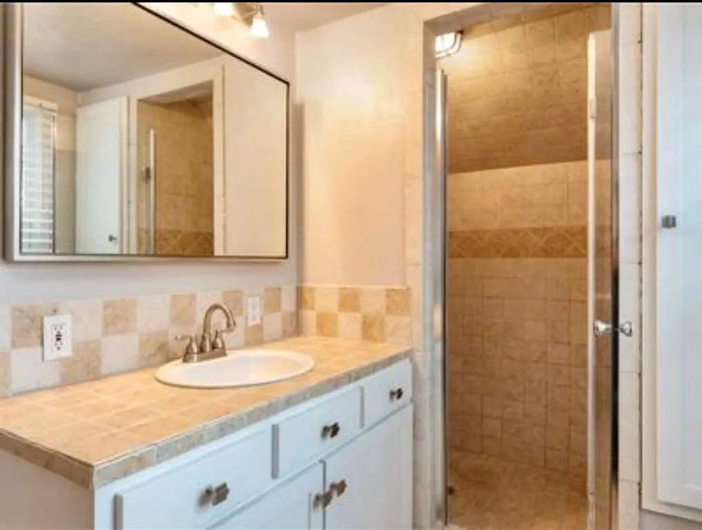 Photo 15 — 1105 Belford Avenue, Oklahoma City, OK 73116