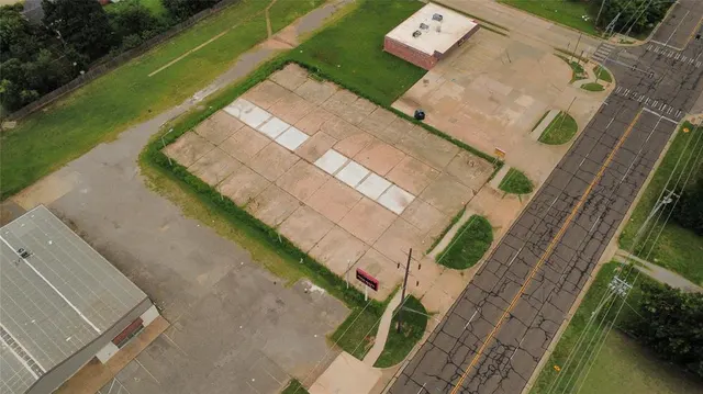 Photo 8 — 9531 NE 10th Street, Oklahoma City, OK 73130