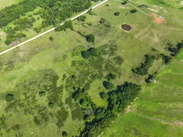 Photo 2 — 1260 Camp Arbuckle Avenue, Byars, OK 74831