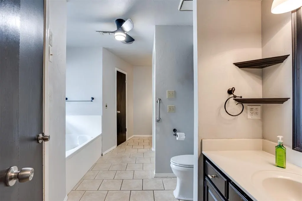 Photo 22 — 1612 Glacier Lane, Edmond, OK 73003