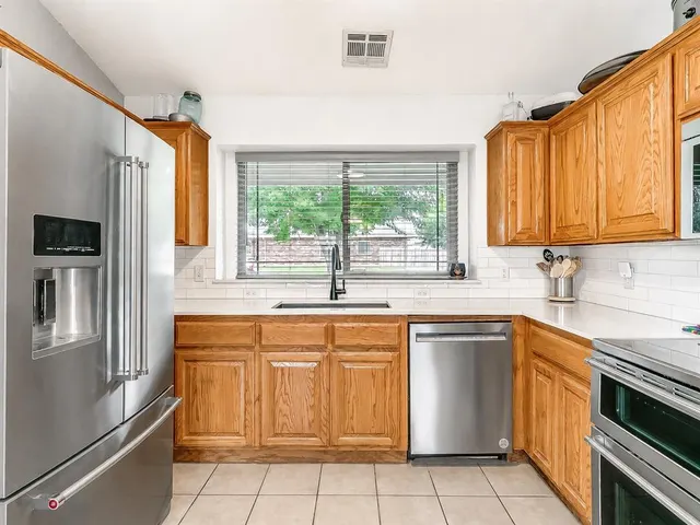 Photo 5 — 3420 Chester Terrace, Yukon, OK 73099