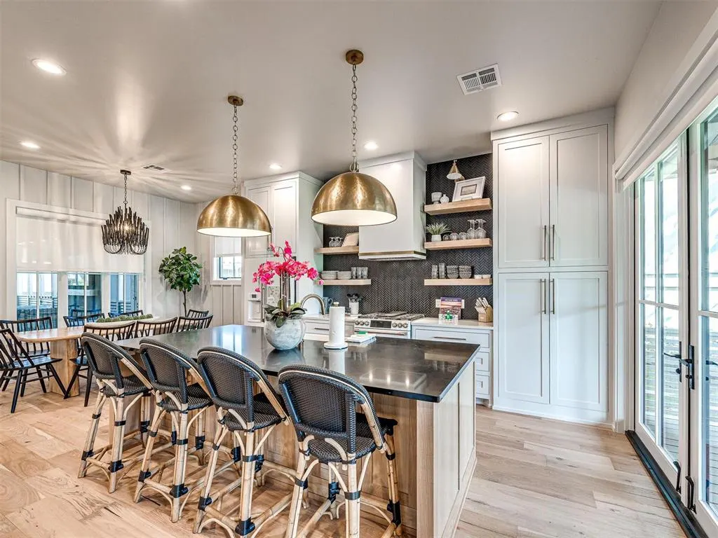 Photo 11 — 82 Pistache Lane, Carlton Landing, OK 74432