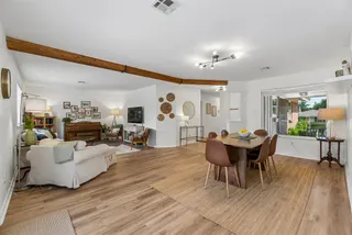 Sold home at 723 E 27th Place