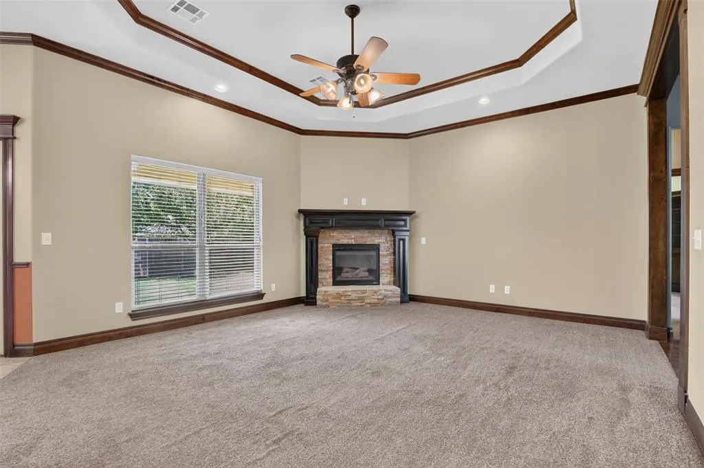 Photo 9 — 533 W Alamo Court Way, Mustang, OK 73064