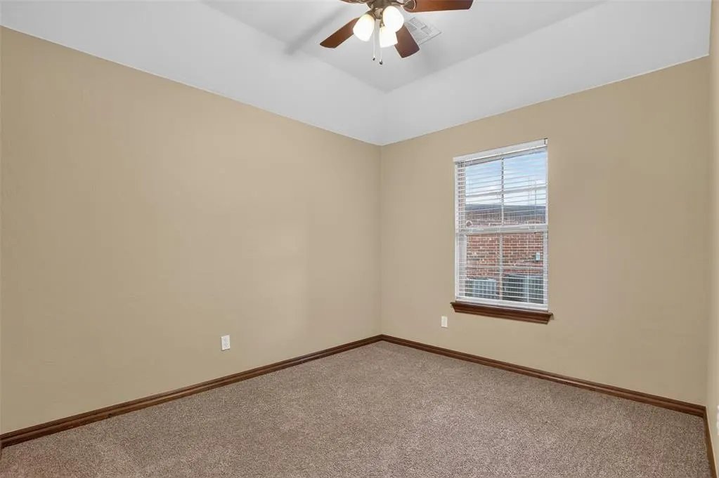 Photo 29 — 533 W Alamo Court Way, Mustang, OK 73064