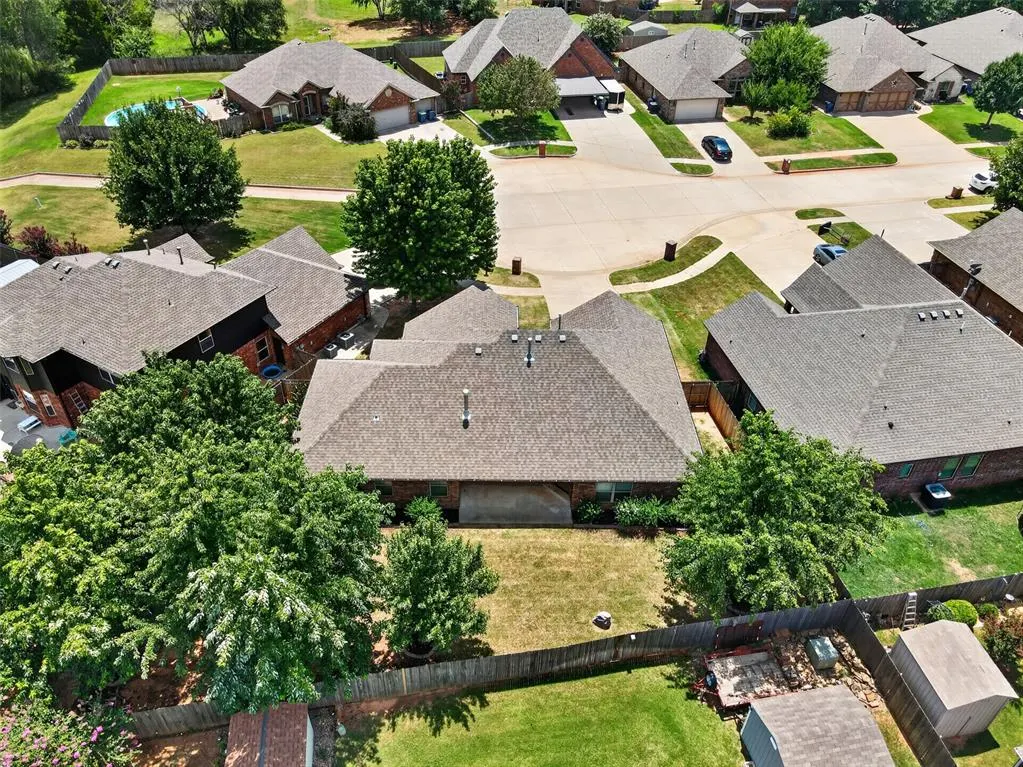 Photo 48 — 533 W Alamo Court Way, Mustang, OK 73064
