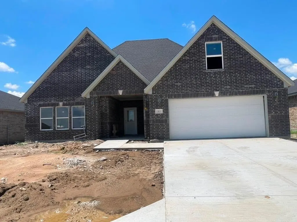 Front exterior — 1901 Topaz Road, Pryor, OK 74361