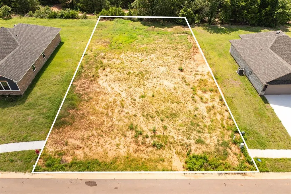 Front exterior — 4648 Lincoln Landing, Harrah, OK 73045