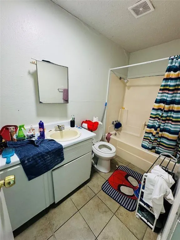 Photo 12 — 427 SE 17th Street, Oklahoma City, OK 73129