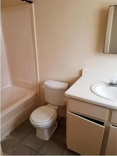Photo 15 — 427 SE 17th Street, Oklahoma City, OK 73129
