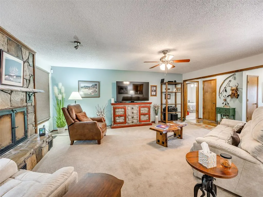 Photo 8 — 8201 Canna Lane, Oklahoma City, OK 73132