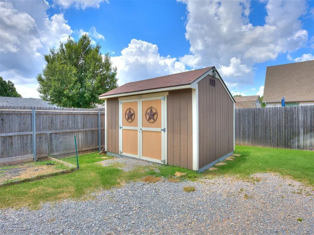 Photo 39 — 8201 Canna Lane, Oklahoma City, OK 73132