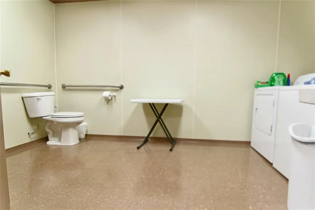 Photo 17 — 101 S Randall Avenue, Elk City, OK 73644