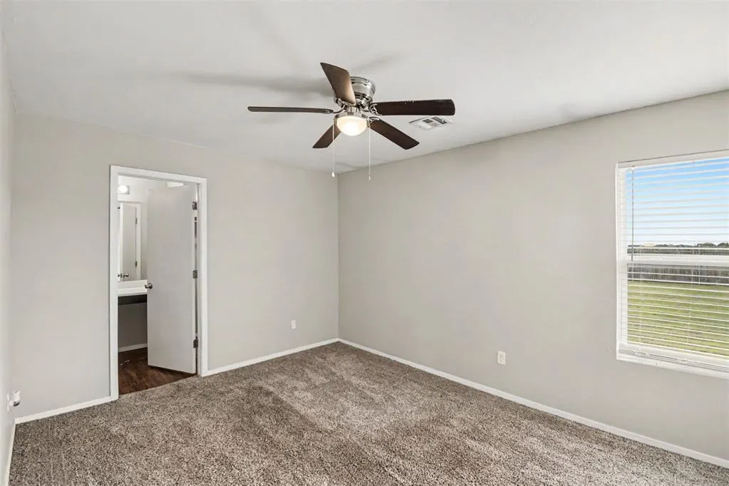 Photo 7 — 1733 Tumbleweed Way, El Reno, OK 73036