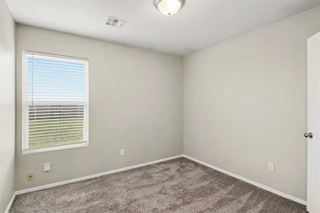 Photo 9 — 1733 Tumbleweed Way, El Reno, OK 73036