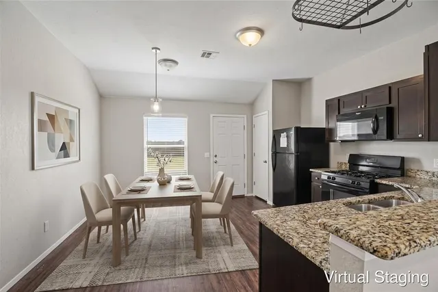Photo 6 — 1733 Tumbleweed Way, El Reno, OK 73036