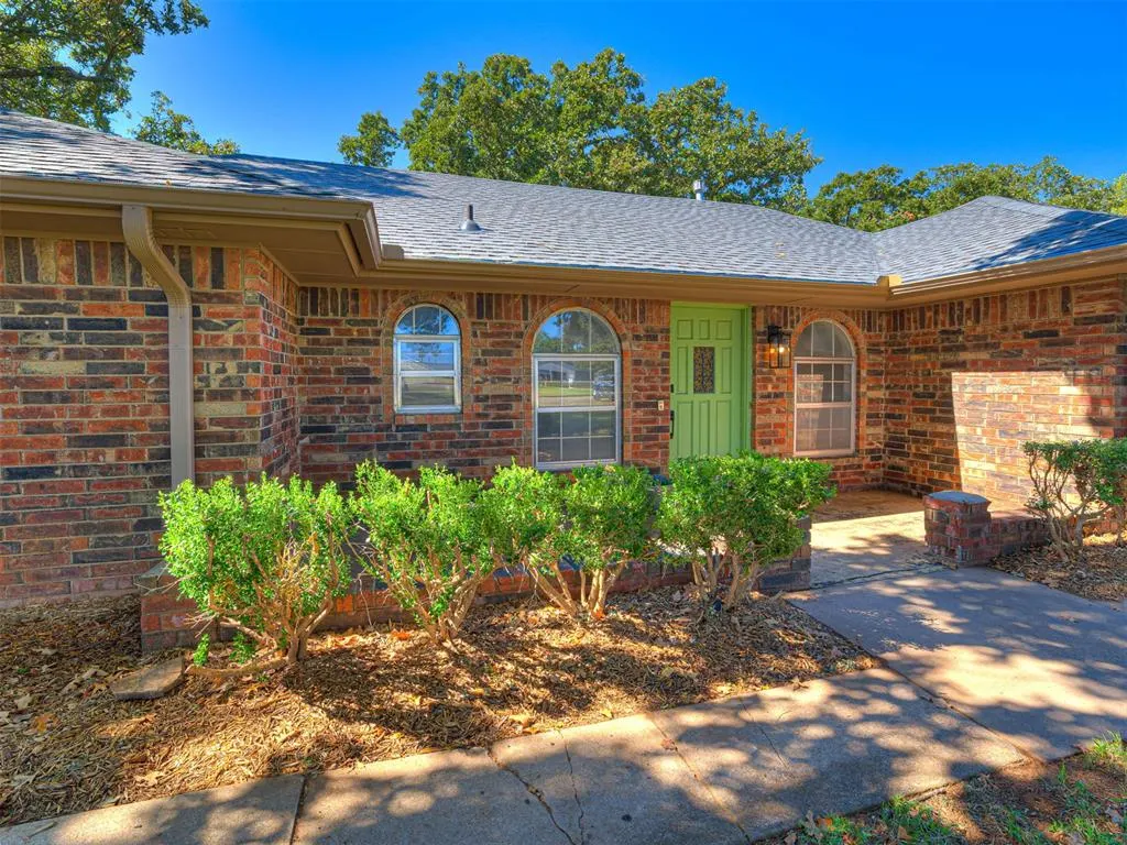 Photo 3 — 107 Clador Drive, Chandler, OK 74834